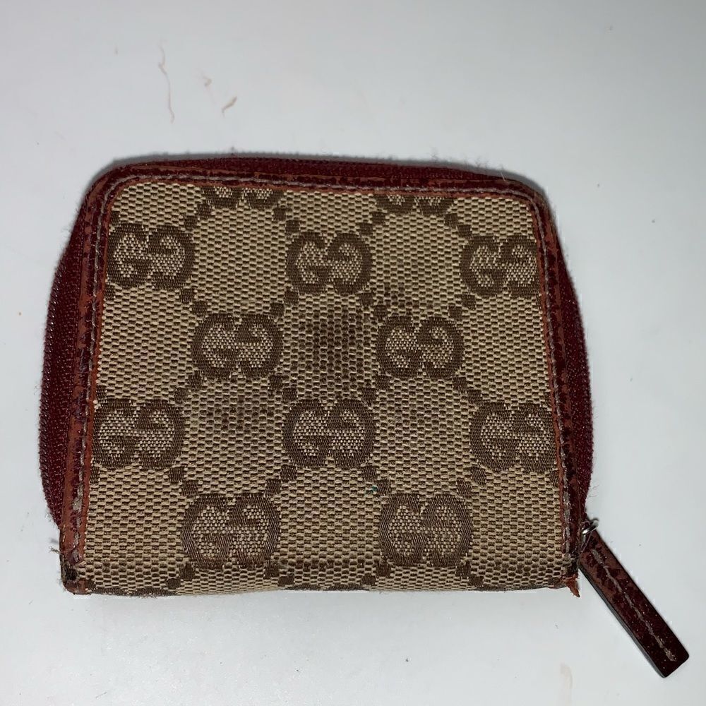 Gucci GG Logo Coin Wallet                  💥Authentic💥 - Picture 4 of 7
